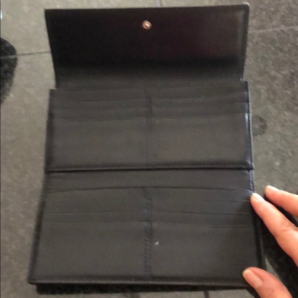 Coach Signature Big C trifold wallet in navy - Picture 2 of 7